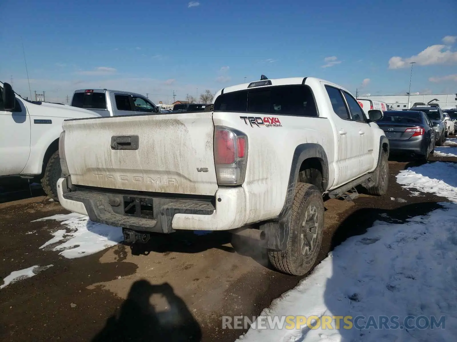 4 Photograph of a damaged car 3TMDZ5BN1LM091648 TOYOTA TACOMA 2020