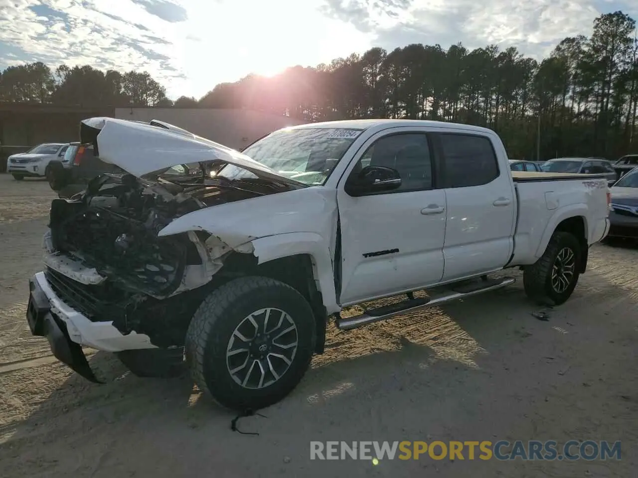 1 Photograph of a damaged car 3TMDZ5BN1LM092136 TOYOTA TACOMA 2020