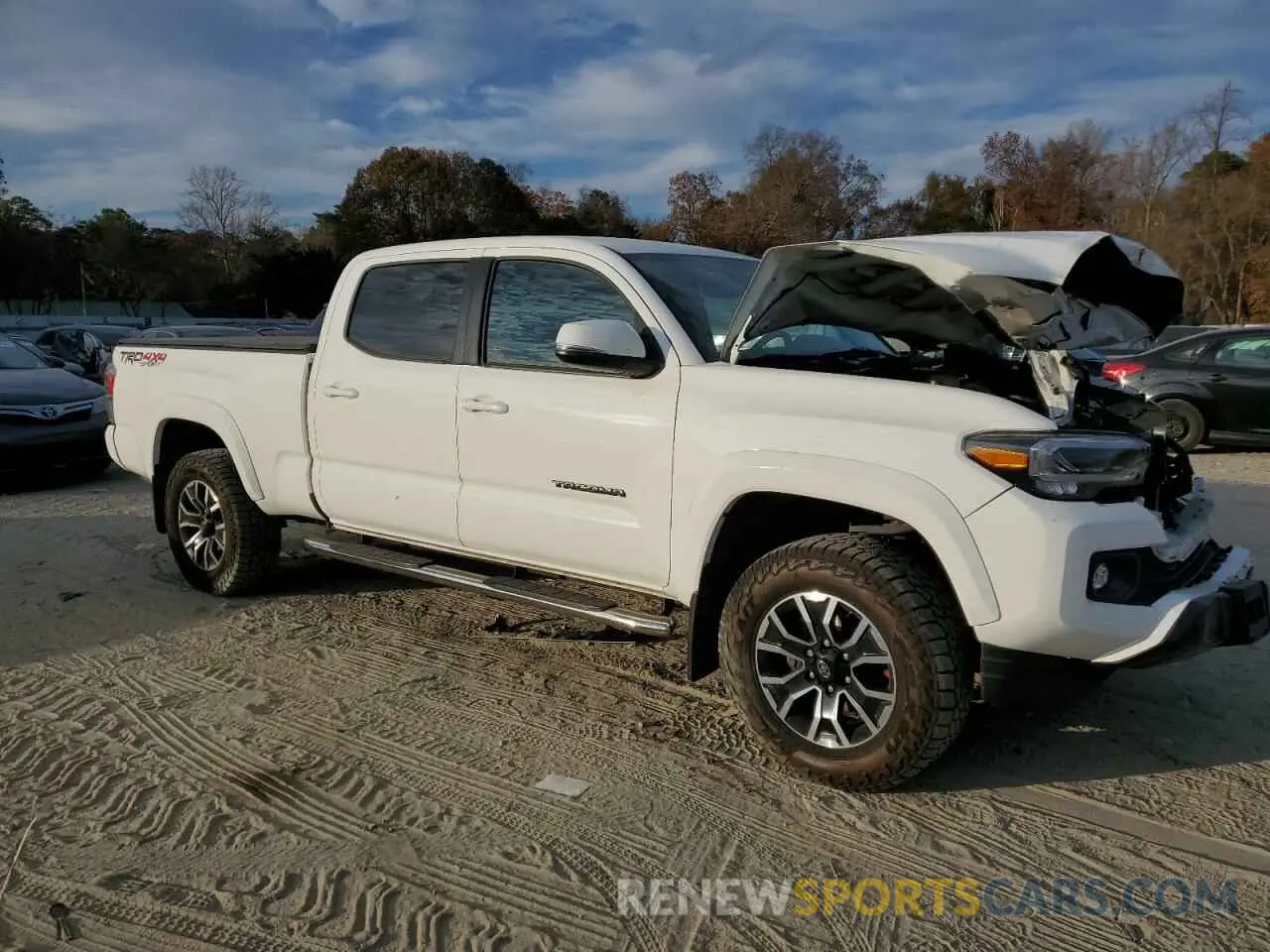 4 Photograph of a damaged car 3TMDZ5BN1LM092136 TOYOTA TACOMA 2020