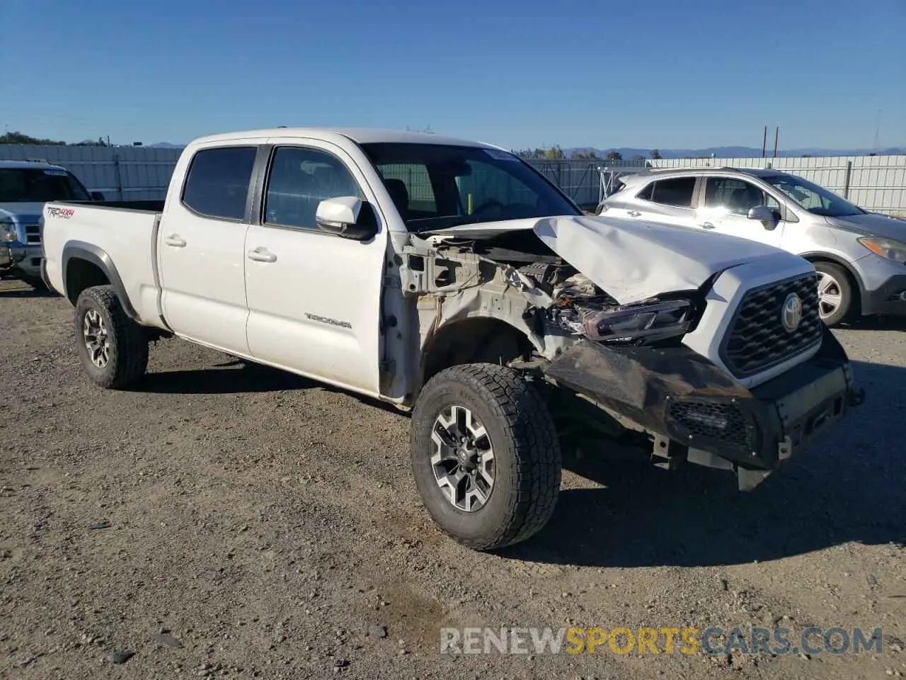 4 Photograph of a damaged car 3TMDZ5BN2LM083767 TOYOTA TACOMA 2020