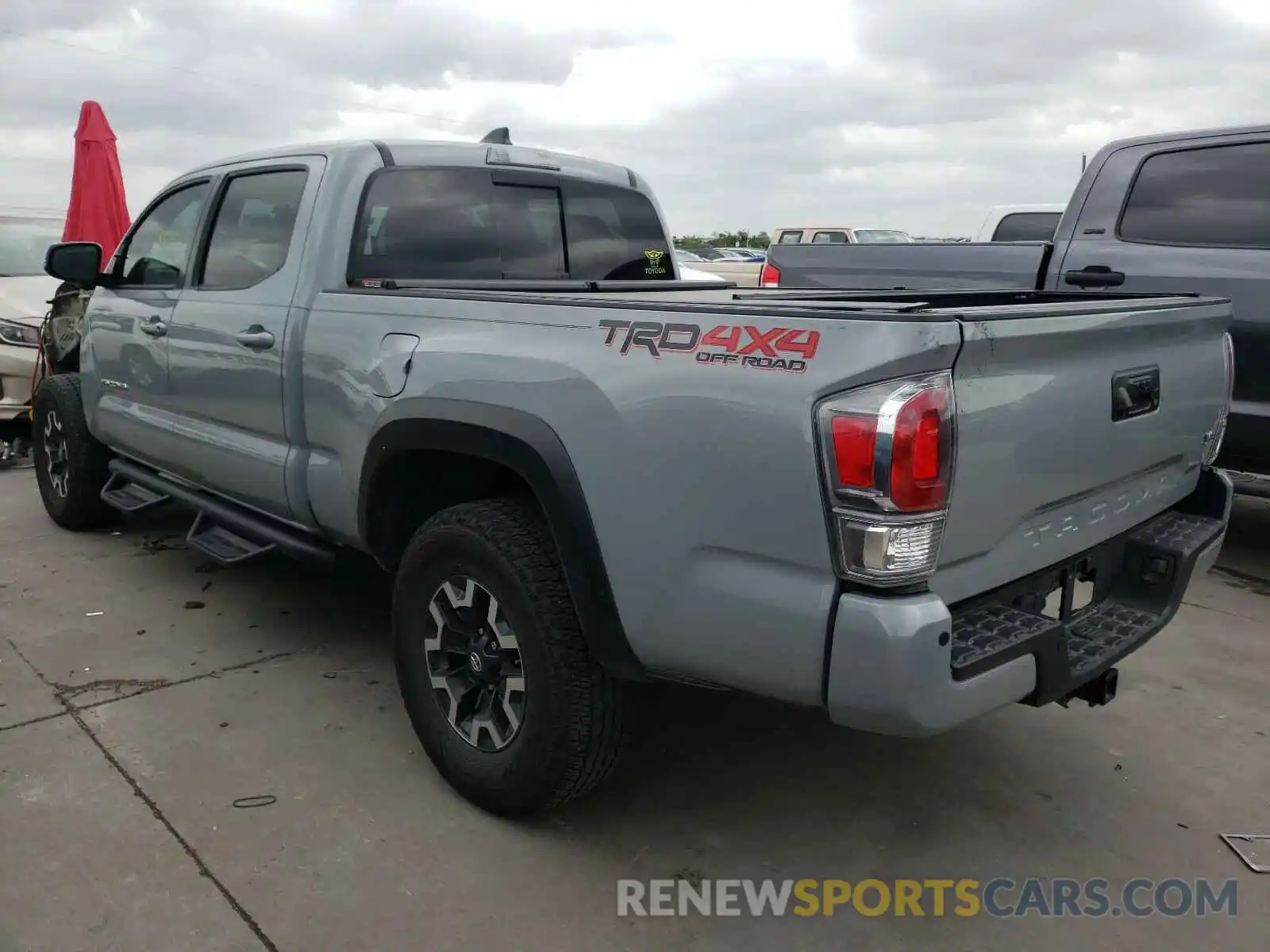 3 Photograph of a damaged car 3TMDZ5BN3LM083907 TOYOTA TACOMA 2020