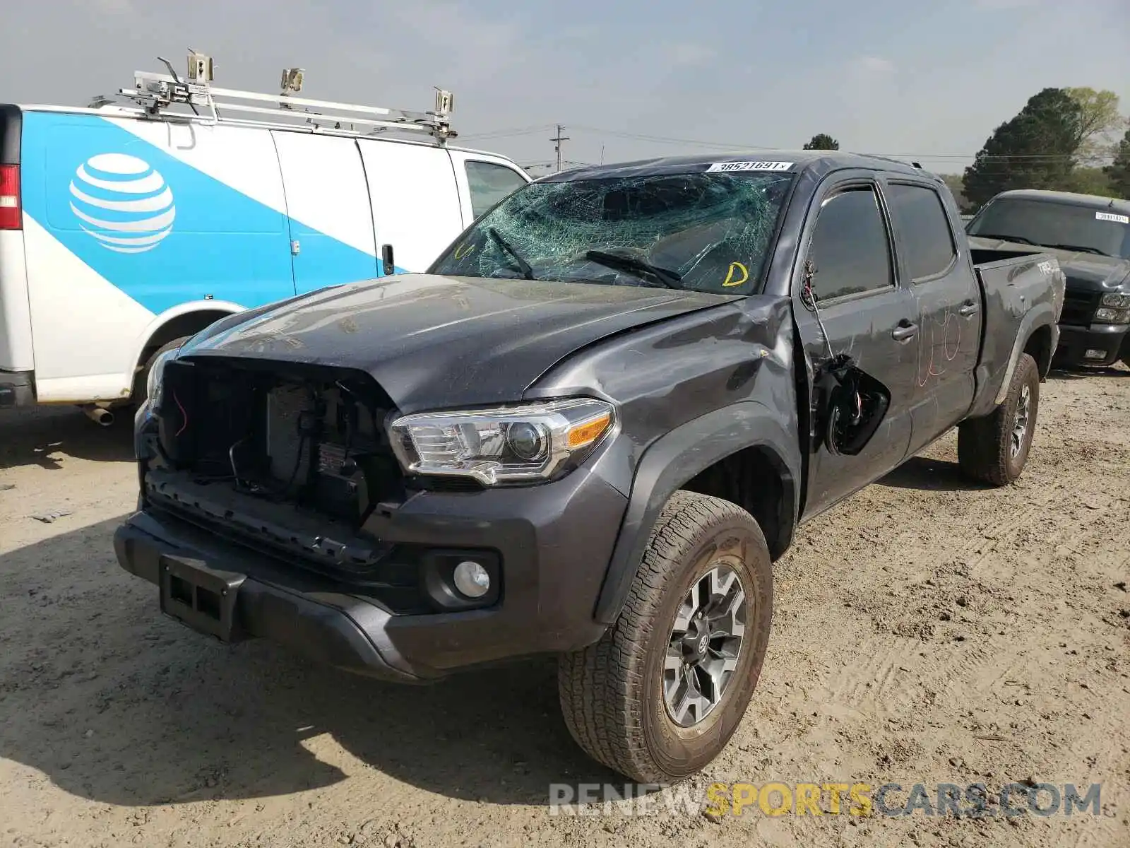 2 Photograph of a damaged car 3TMDZ5BN4LM091630 TOYOTA TACOMA 2020