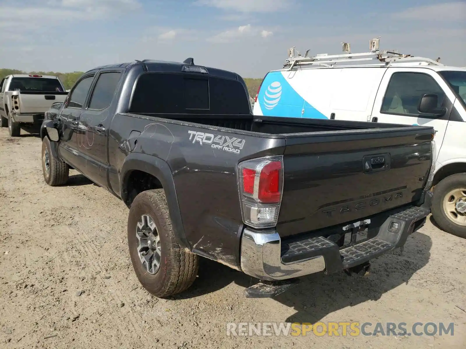 3 Photograph of a damaged car 3TMDZ5BN4LM091630 TOYOTA TACOMA 2020