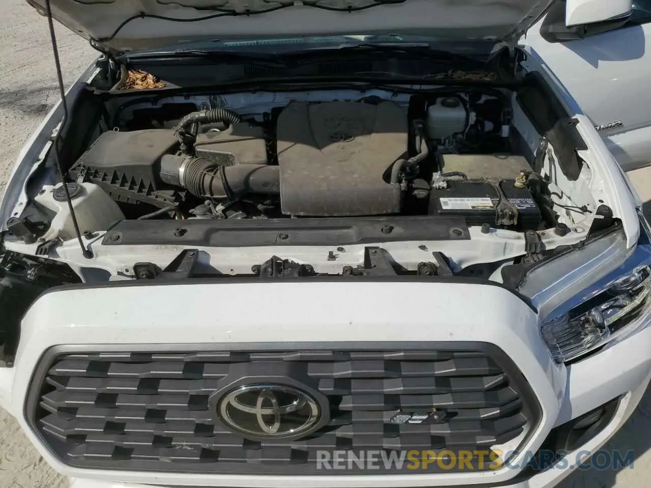 11 Photograph of a damaged car 3TMDZ5BN6LM086199 TOYOTA TACOMA 2020