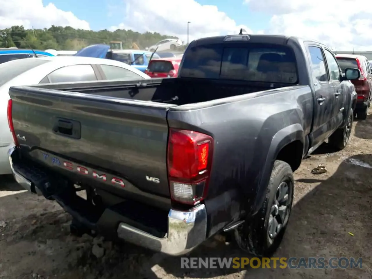 4 Photograph of a damaged car 3TMDZ5BN7LM089497 TOYOTA TACOMA 2020