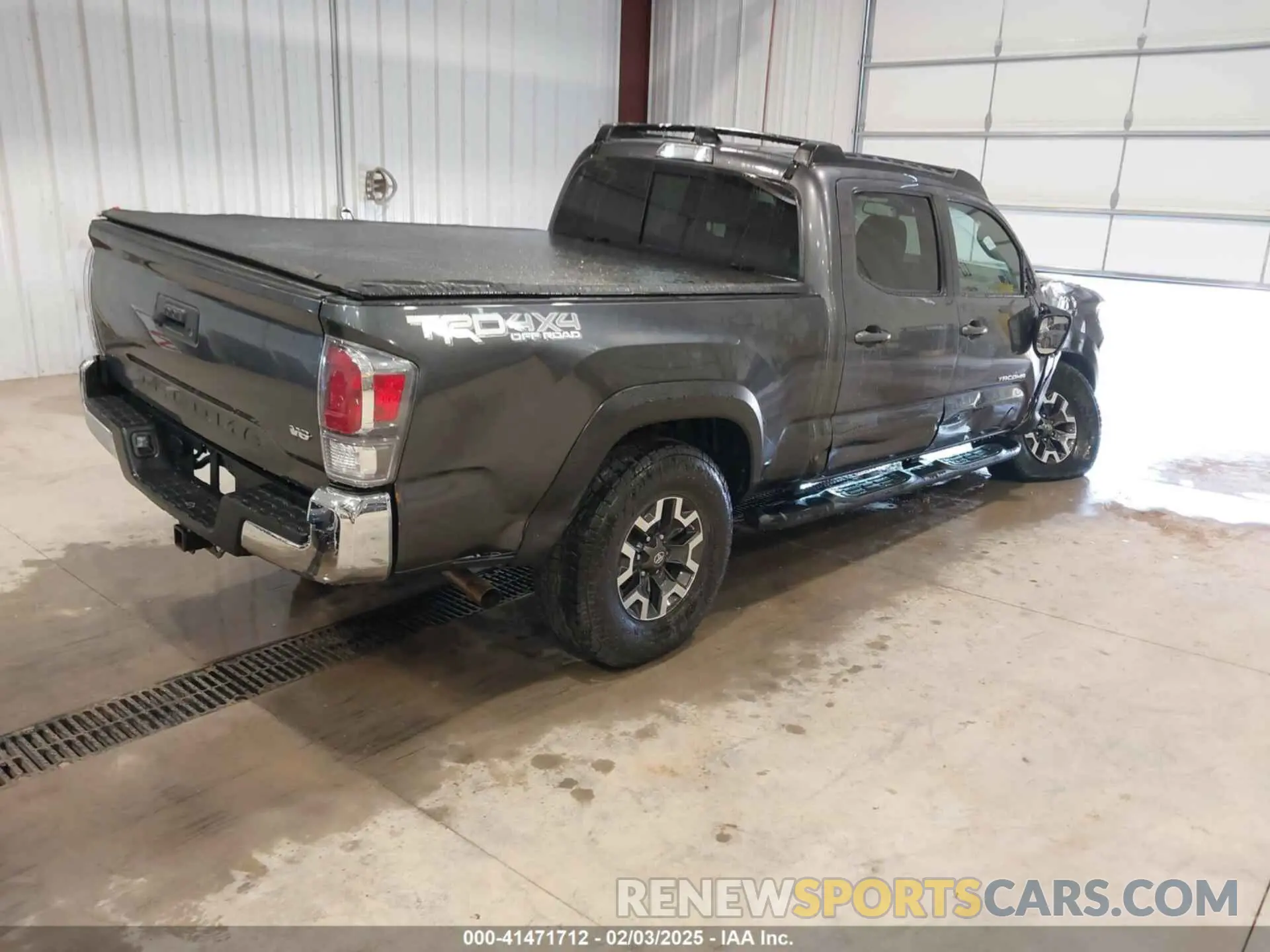 4 Photograph of a damaged car 3TMDZ5BN7LM093744 TOYOTA TACOMA 2020