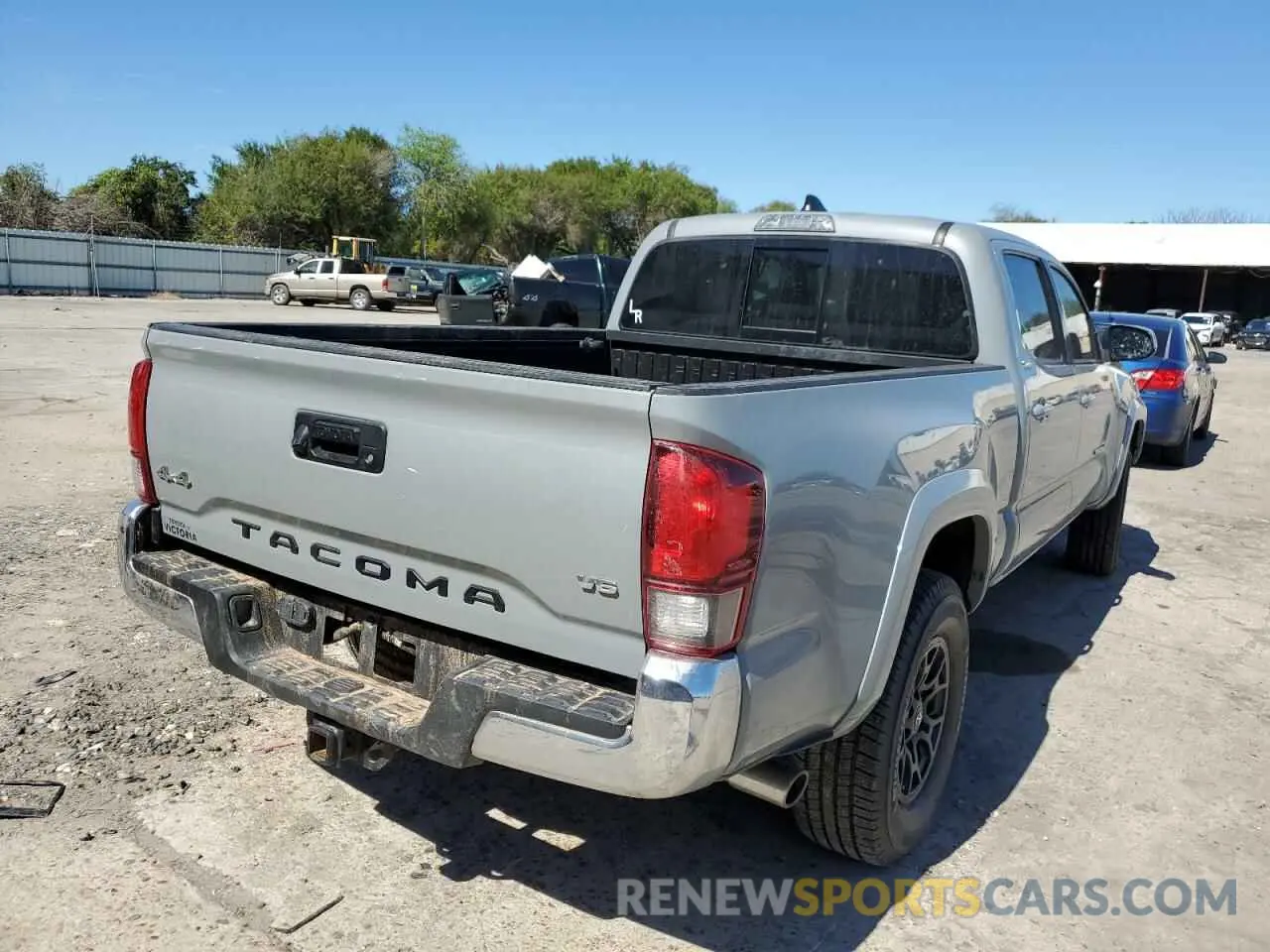 4 Photograph of a damaged car 3TMDZ5BN8LM080307 TOYOTA TACOMA 2020