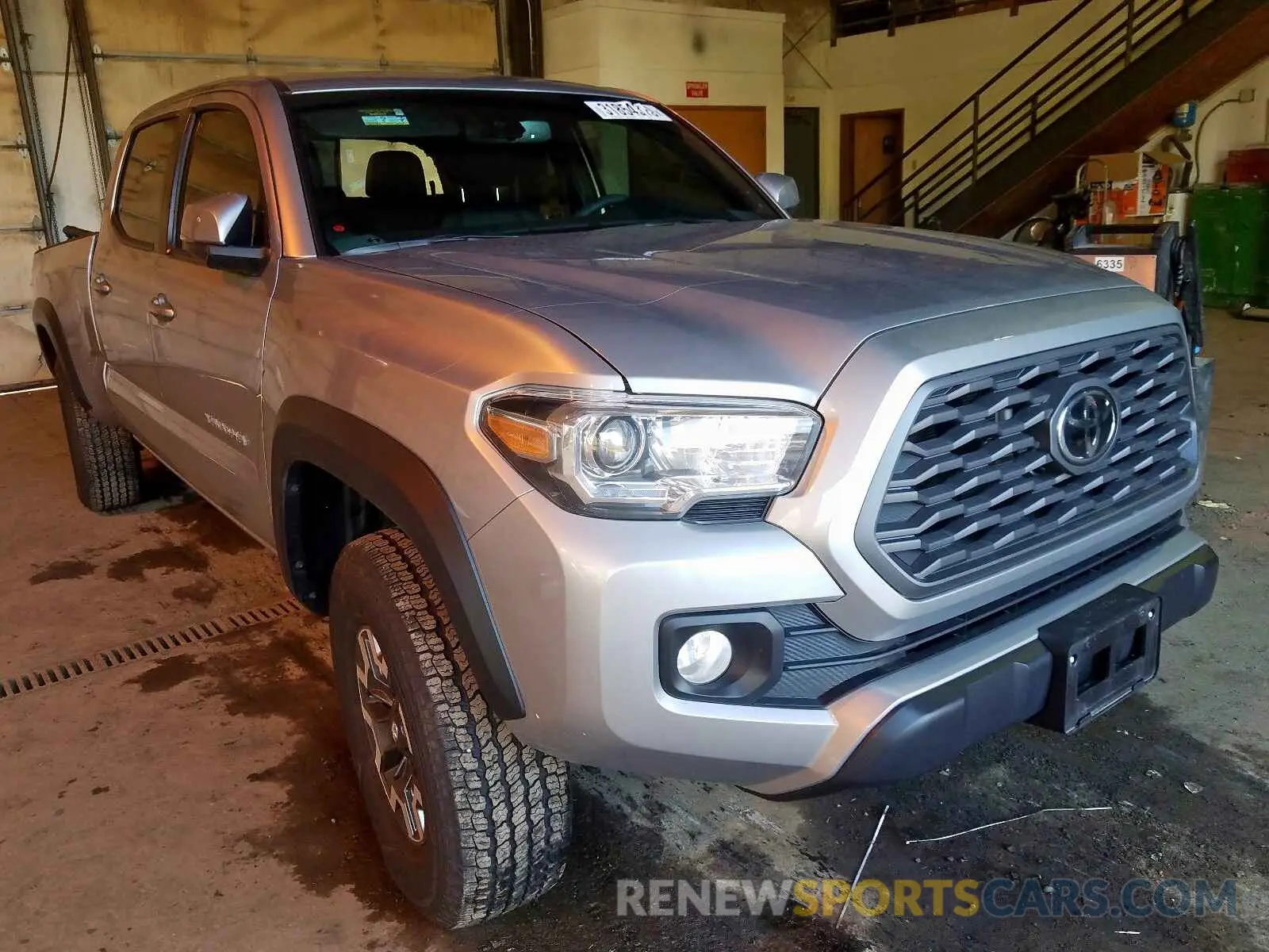 1 Photograph of a damaged car 3TMDZ5BN8LM081022 TOYOTA TACOMA 2020