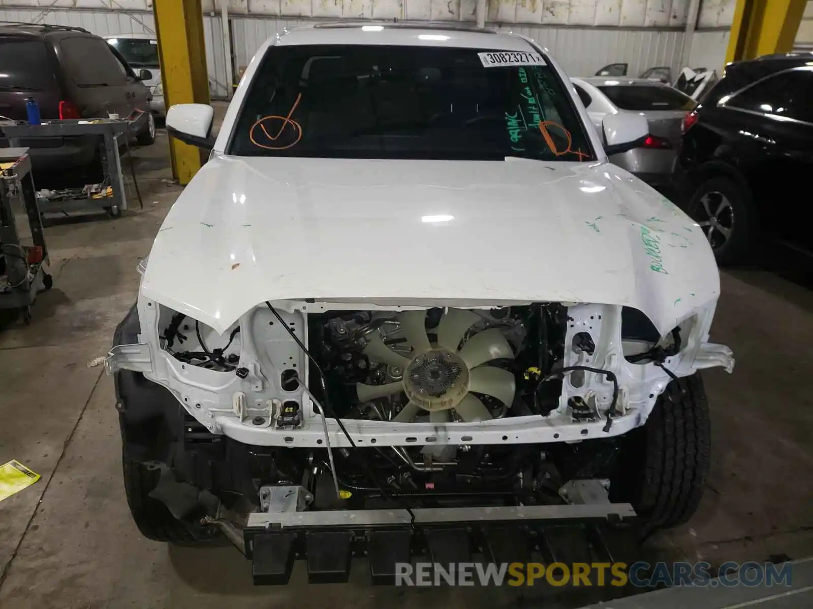 9 Photograph of a damaged car 3TMDZ5BN9LM080526 TOYOTA TACOMA 2020