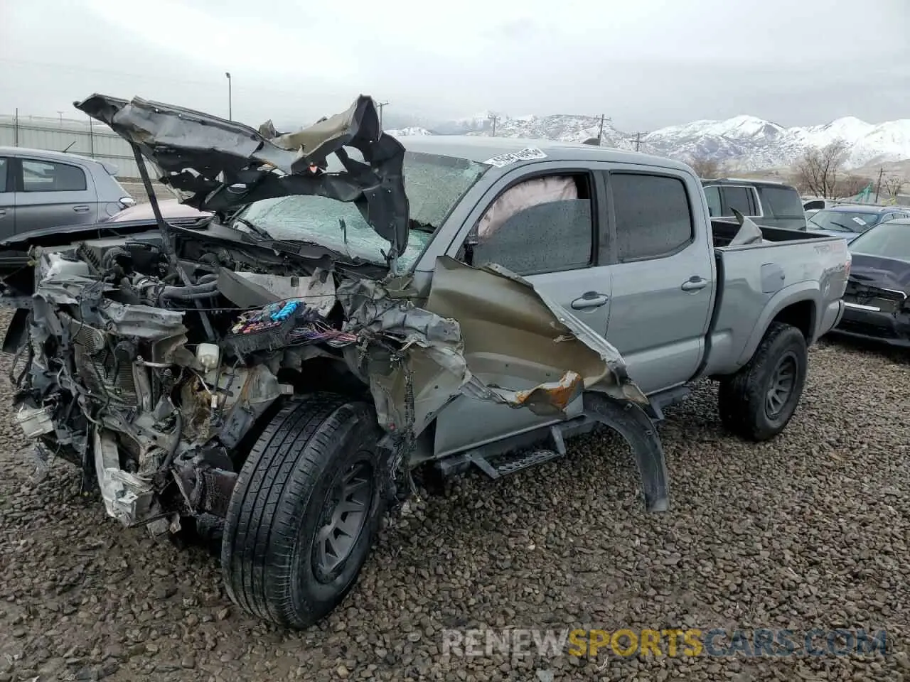 1 Photograph of a damaged car 3TMDZ5BNXLM083791 TOYOTA TACOMA 2020