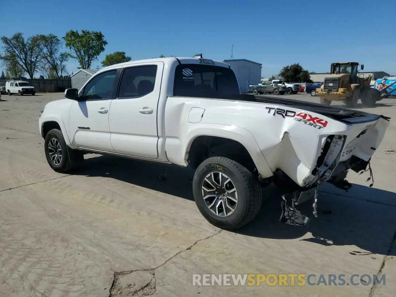 2 Photograph of a damaged car 3TMDZ5BNXLM089333 TOYOTA TACOMA 2020