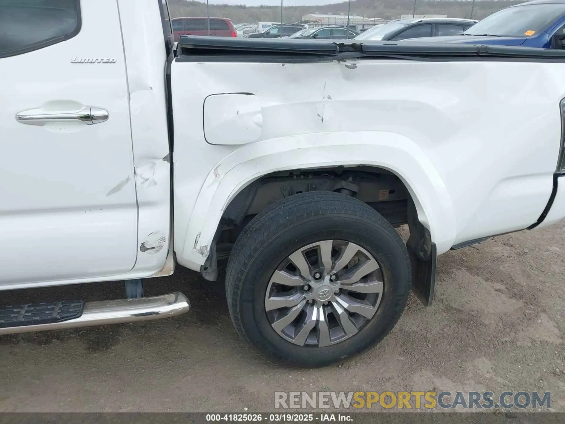 19 Photograph of a damaged car 3TMGZ5AN3LM311998 TOYOTA TACOMA 2020