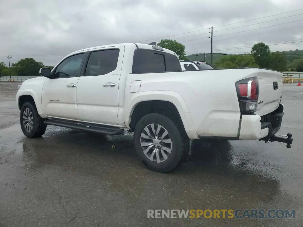 2 Photograph of a damaged car 3TMGZ5AN3LM337582 TOYOTA TACOMA 2020
