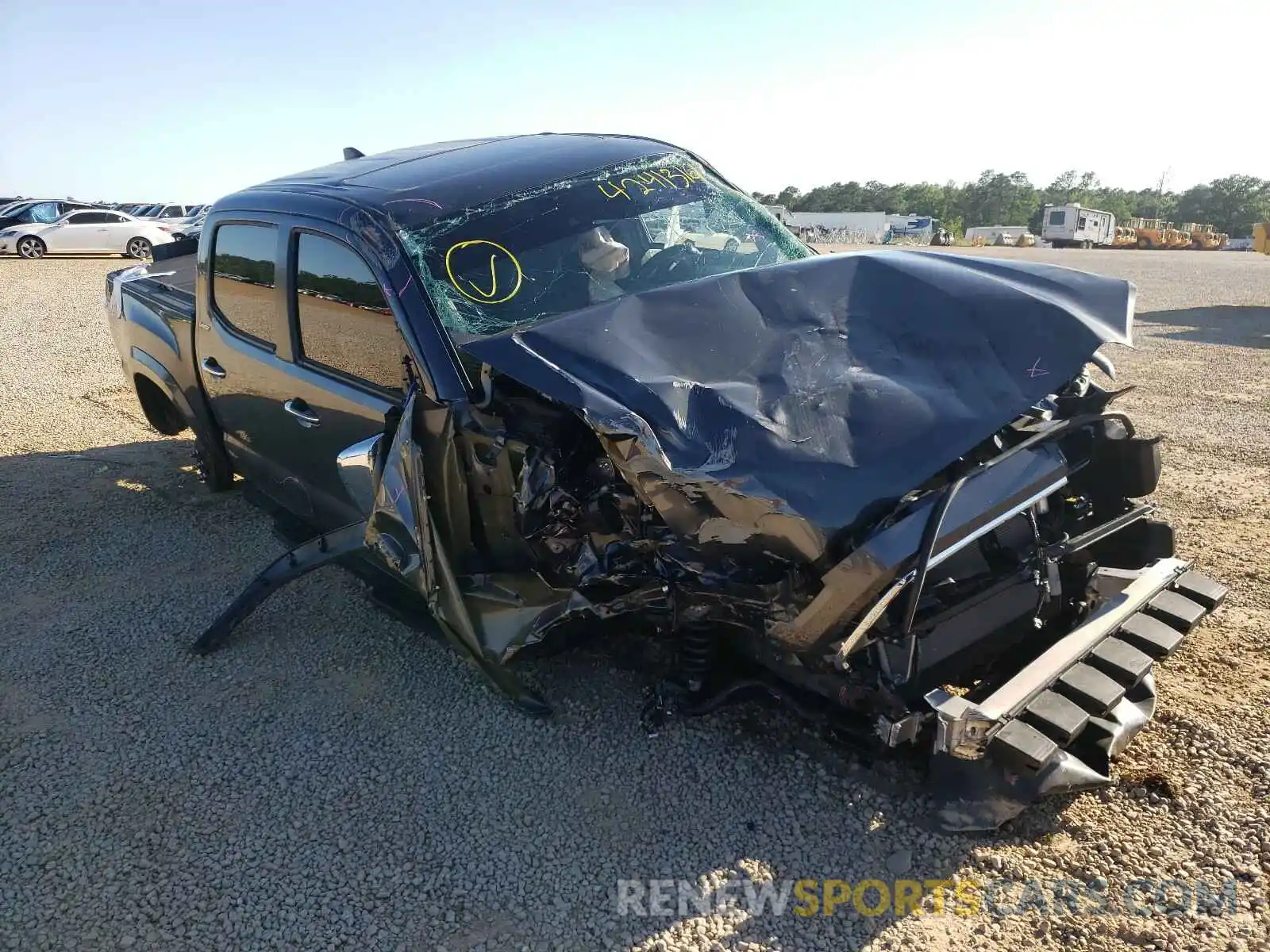 1 Photograph of a damaged car 3TMGZ5AN6LM346678 TOYOTA TACOMA 2020