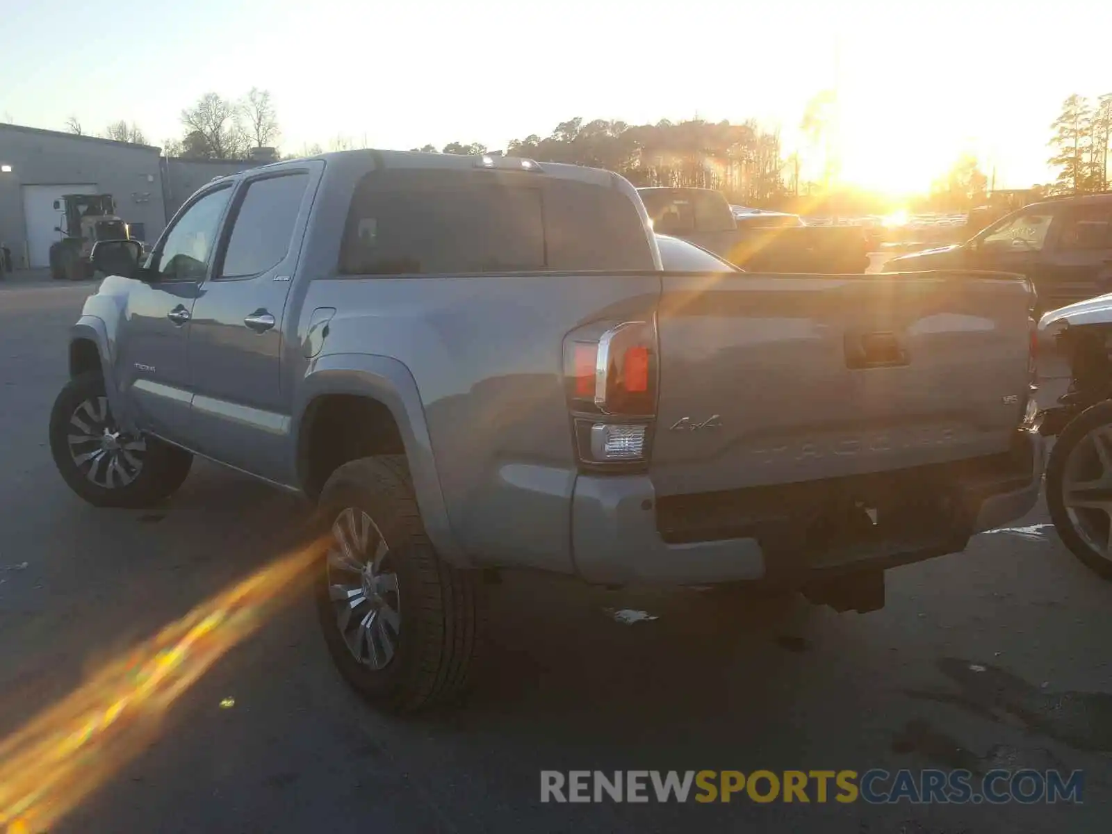 3 Photograph of a damaged car 3TMGZ5AN8LM335441 TOYOTA TACOMA 2020