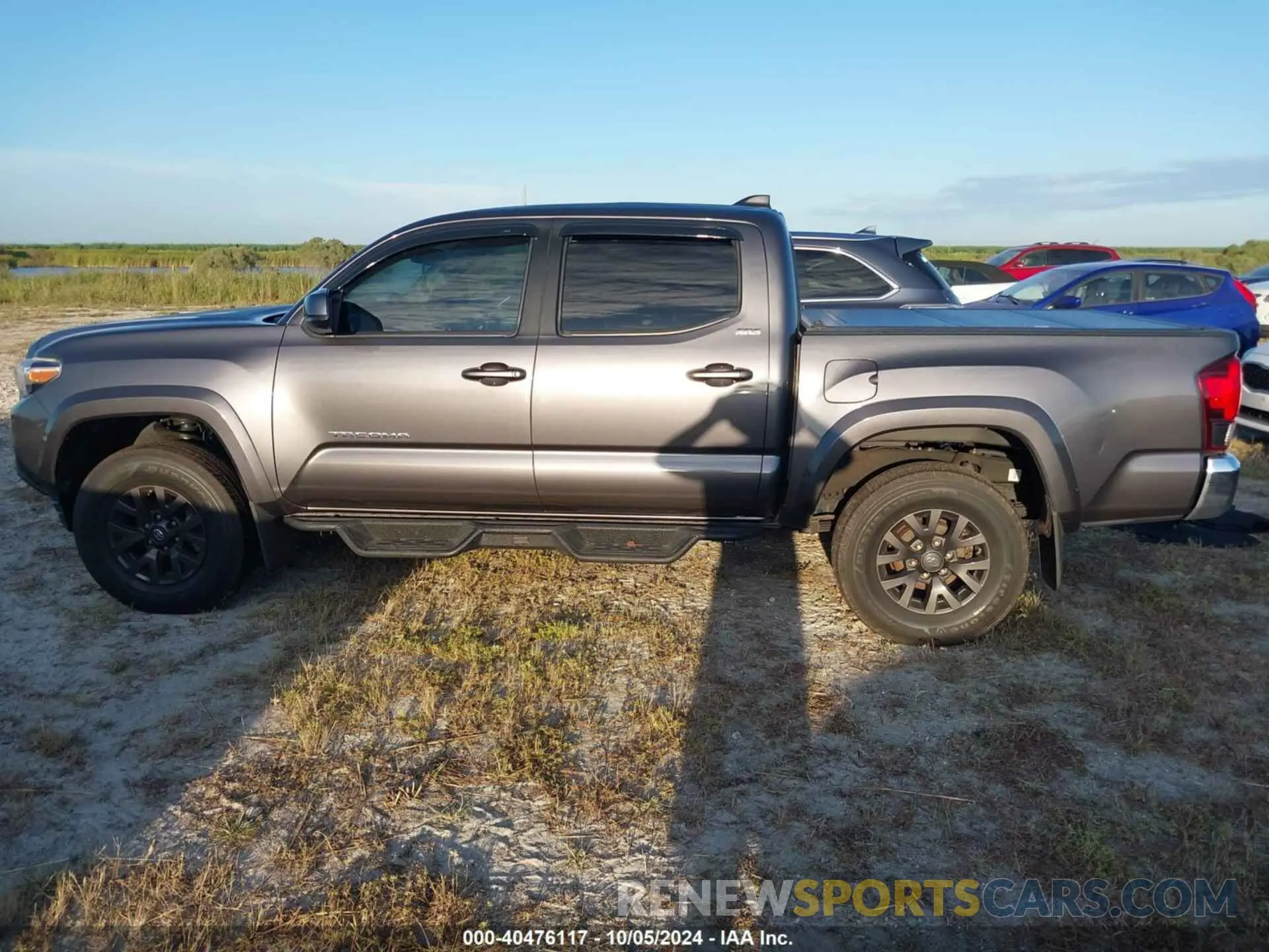 14 Photograph of a damaged car 3TYAZ5CN4LT001592 TOYOTA TACOMA 2020