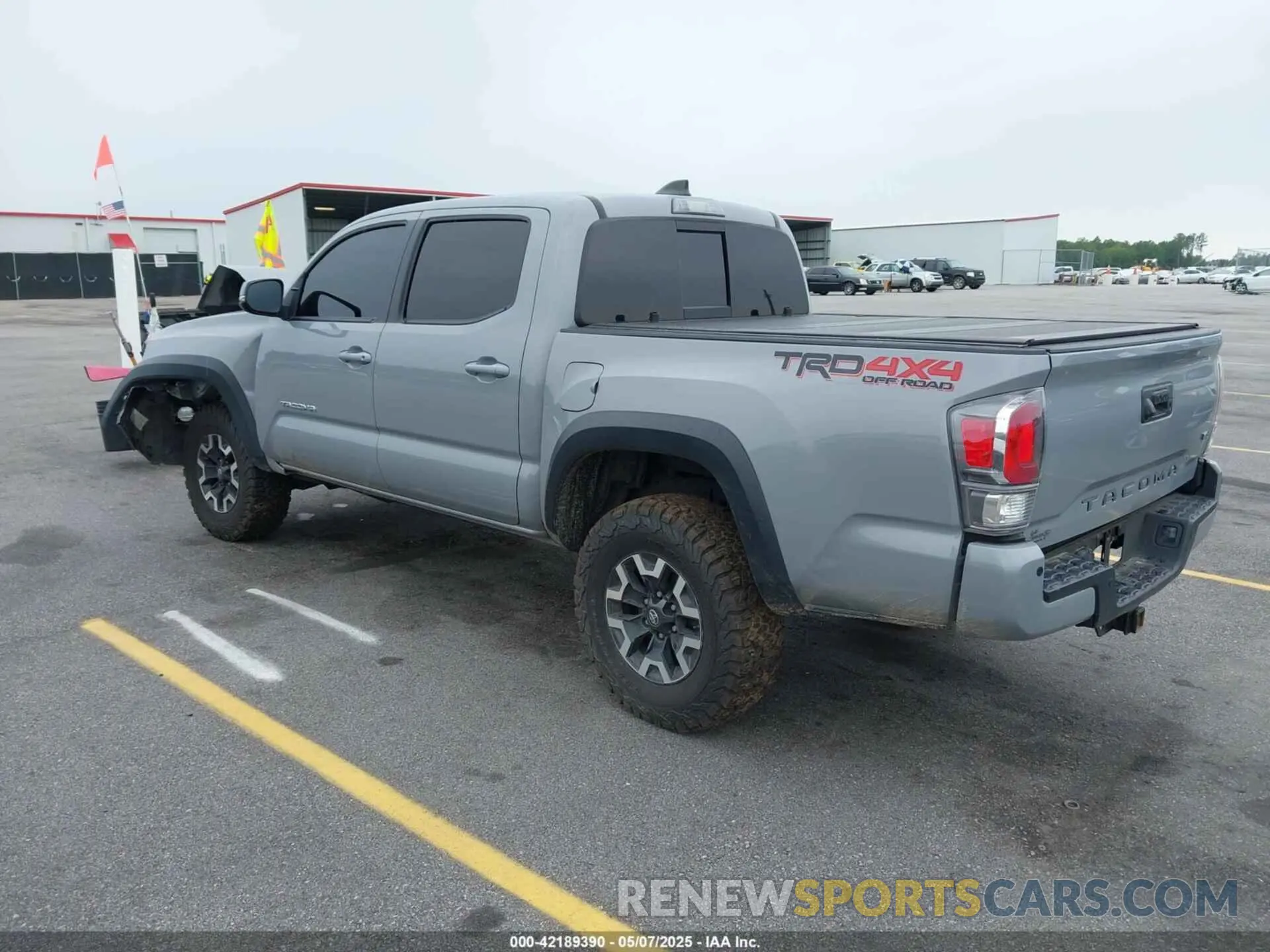 3 Photograph of a damaged car 3TYCZ5AN1LT005059 TOYOTA TACOMA 2020