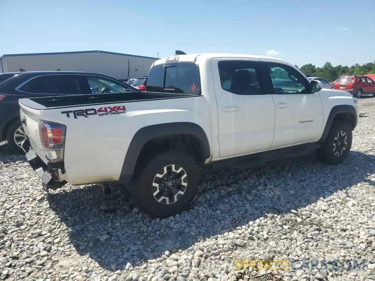 3 Photograph of a damaged car 3TYCZ5AN6LT003081 TOYOTA TACOMA 2020