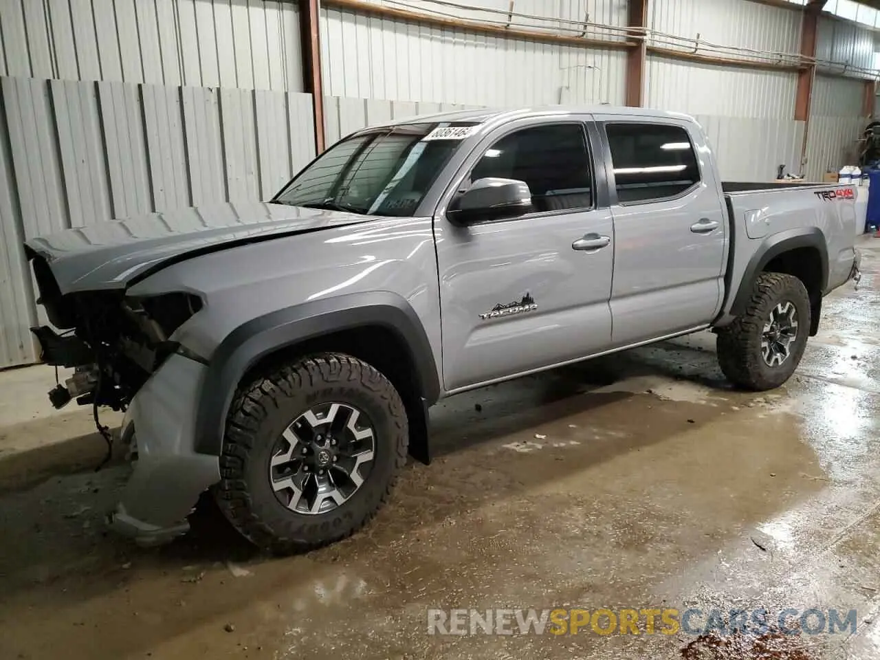 1 Photograph of a damaged car 3TYCZ5AN6LT005557 TOYOTA TACOMA 2020