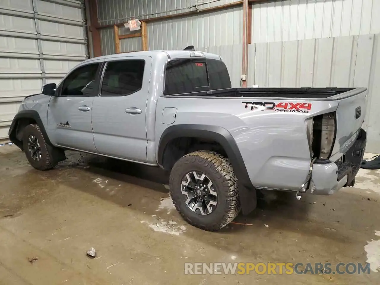2 Photograph of a damaged car 3TYCZ5AN6LT005557 TOYOTA TACOMA 2020