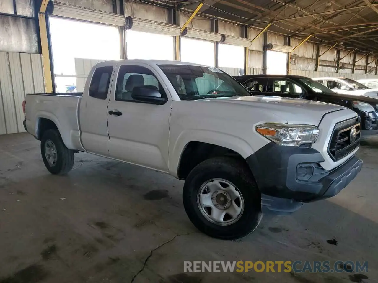 4 Photograph of a damaged car 3TYRX5GN2LT000296 TOYOTA TACOMA 2020