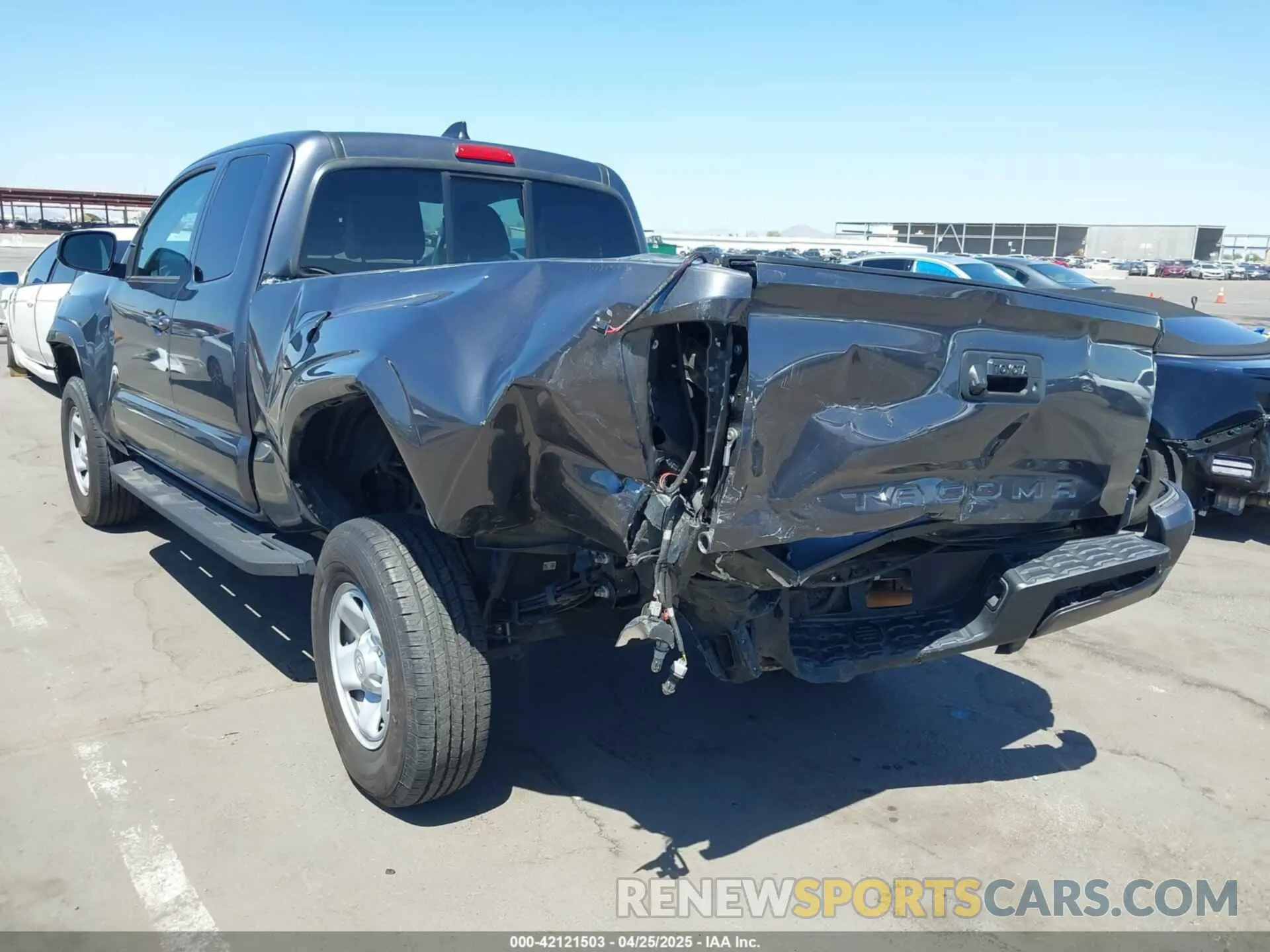 6 Photograph of a damaged car 3TYRX5GN4LT003040 TOYOTA TACOMA 2020