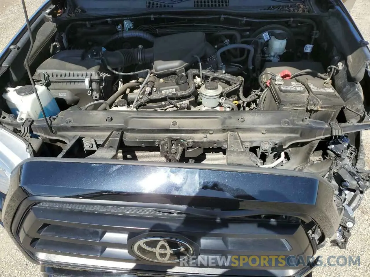 11 Photograph of a damaged car 3TYRX5GN4LT003068 TOYOTA TACOMA 2020