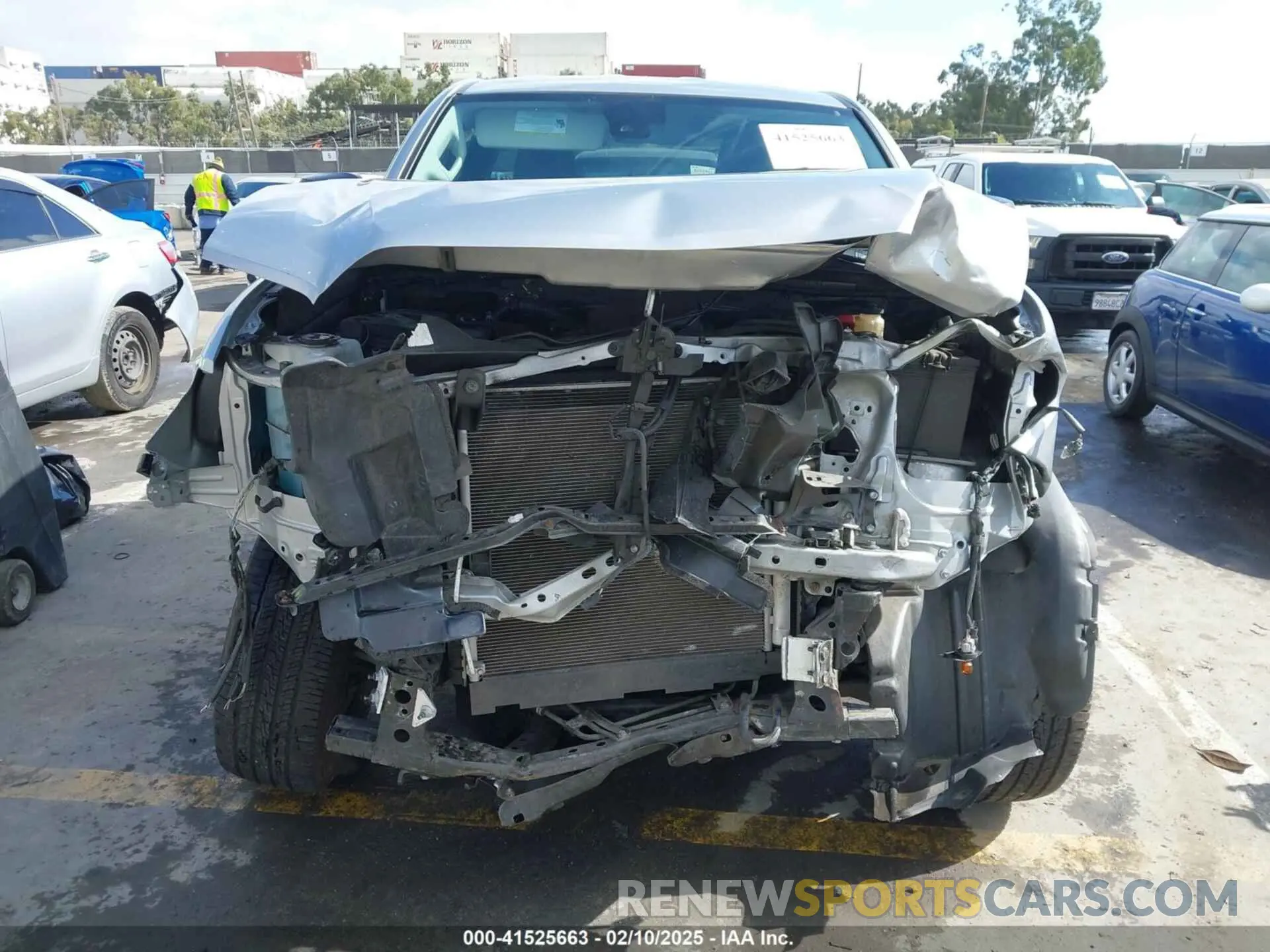 12 Photograph of a damaged car 3TYRX5GN5LT000096 TOYOTA TACOMA 2020
