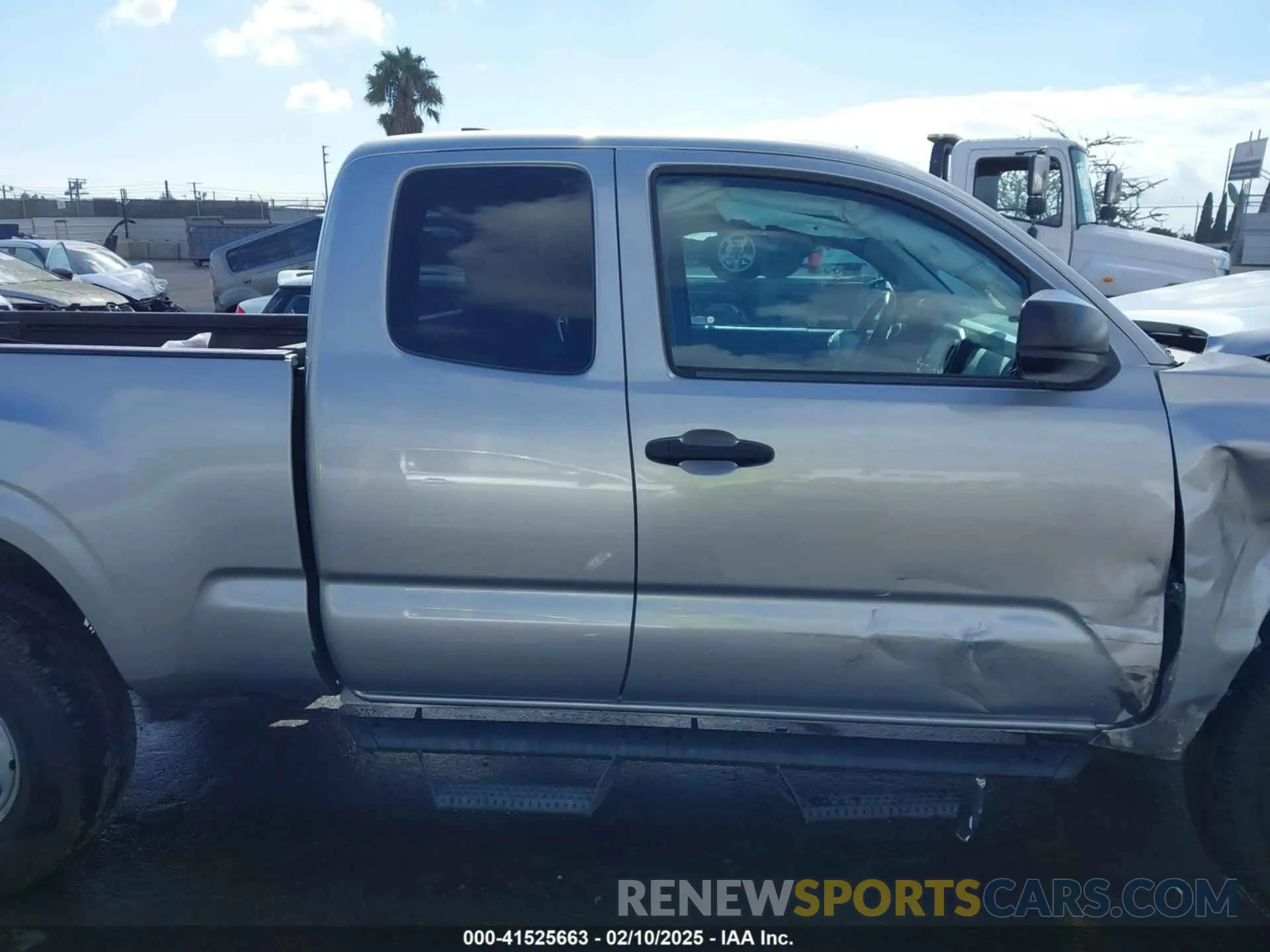 13 Photograph of a damaged car 3TYRX5GN5LT000096 TOYOTA TACOMA 2020