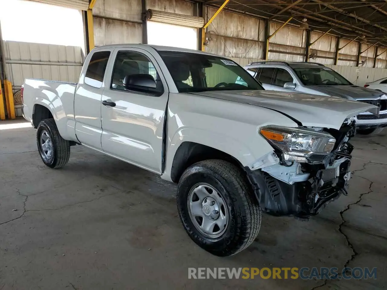 4 Photograph of a damaged car 3TYRX5GN6LT004898 TOYOTA TACOMA 2020