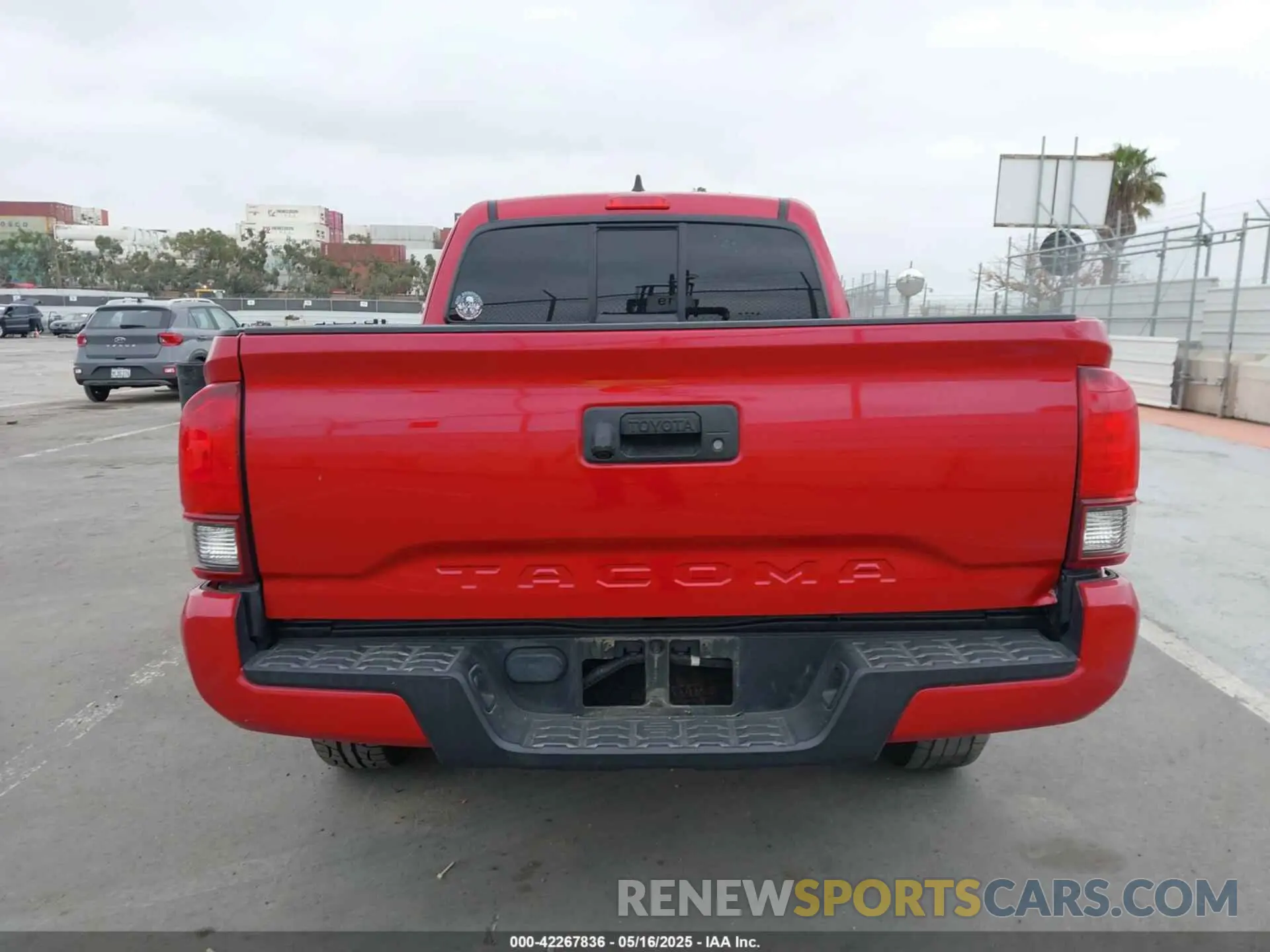 17 Photograph of a damaged car 3TYRX5GNXLT005469 TOYOTA TACOMA 2020