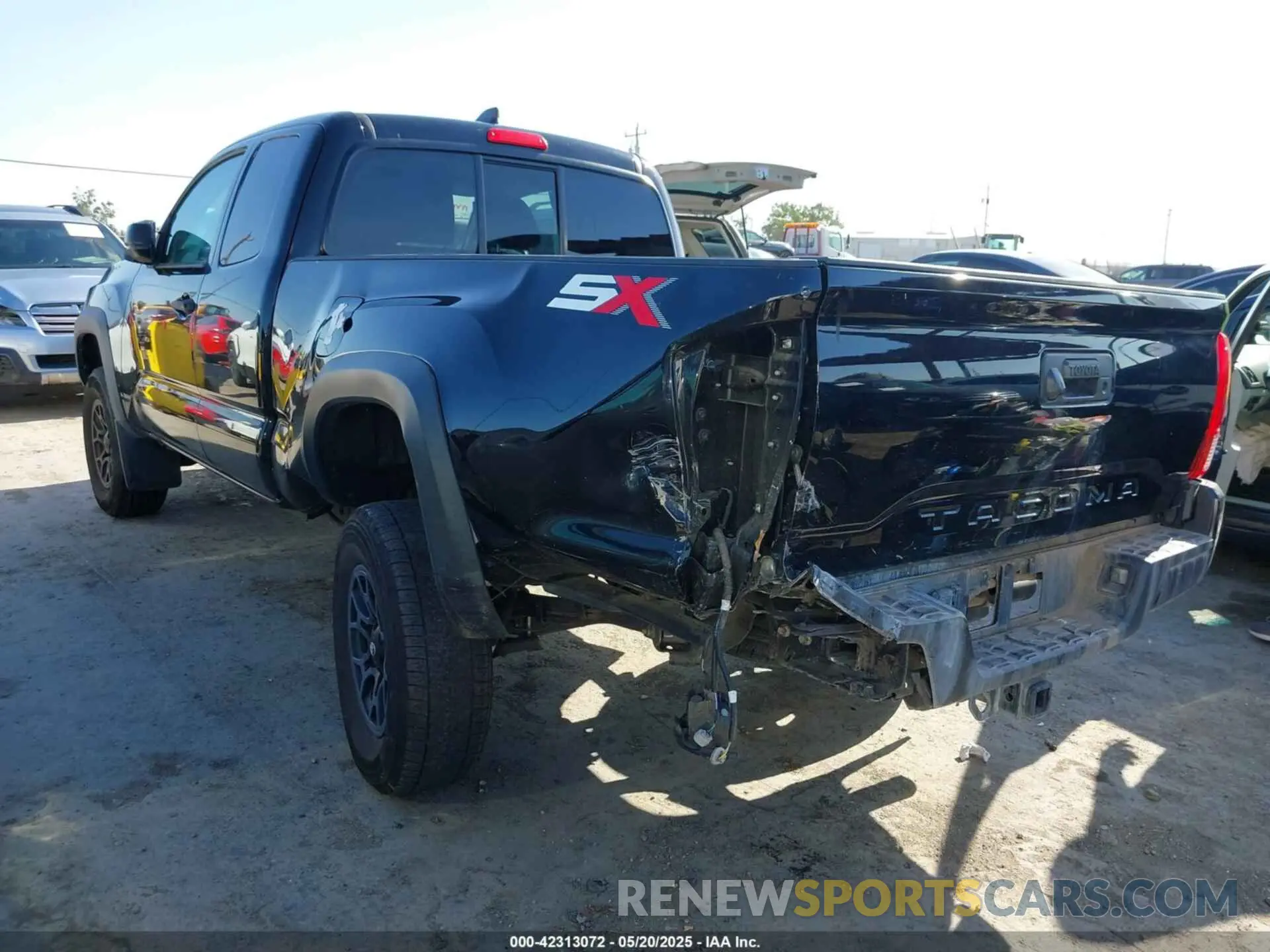 3 Photograph of a damaged car 3TYRZ5CN7LT000455 TOYOTA TACOMA 2020