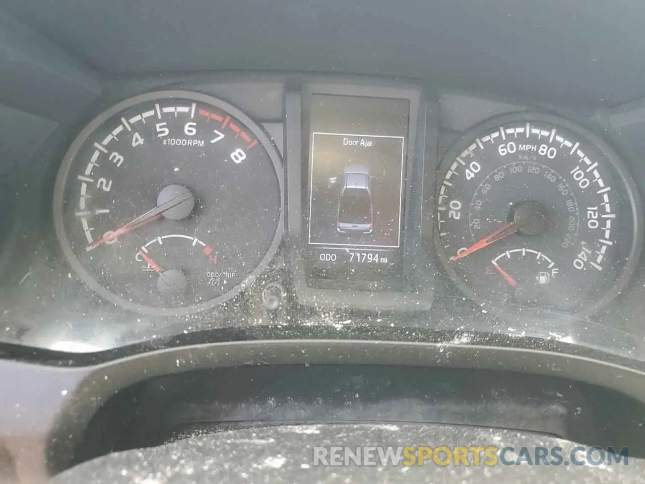 9 Photograph of a damaged car 3TYRZ5CN9LT000277 TOYOTA TACOMA 2020