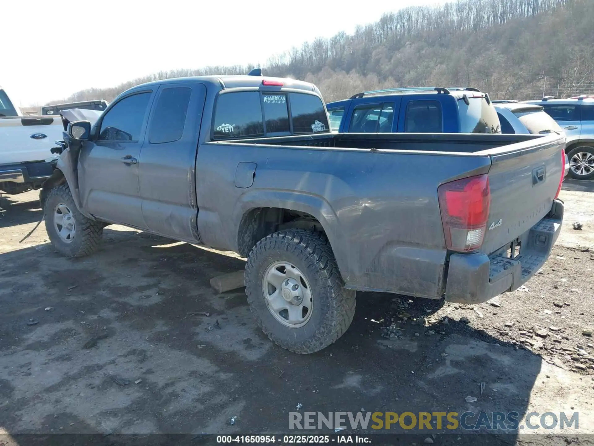 3 Photograph of a damaged car 3TYSX5EN3LT001848 TOYOTA TACOMA 2020