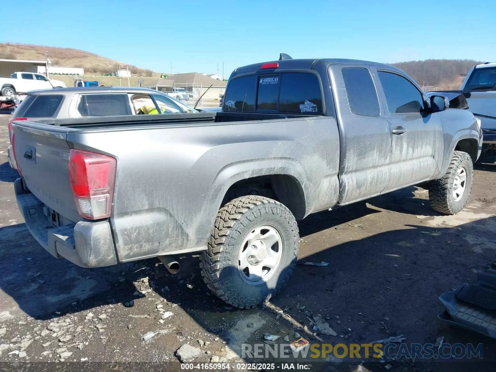 4 Photograph of a damaged car 3TYSX5EN3LT001848 TOYOTA TACOMA 2020