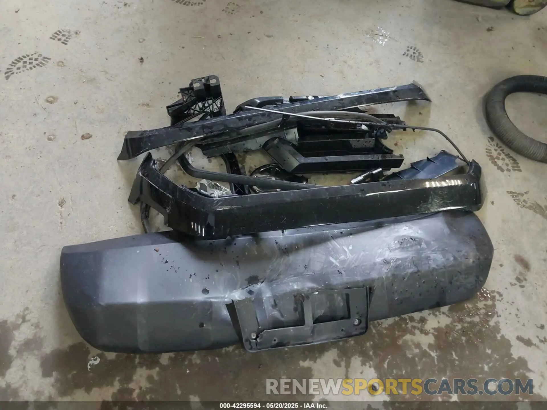 12 Photograph of a damaged car 3TYSX5EN9LT002700 TOYOTA TACOMA 2020