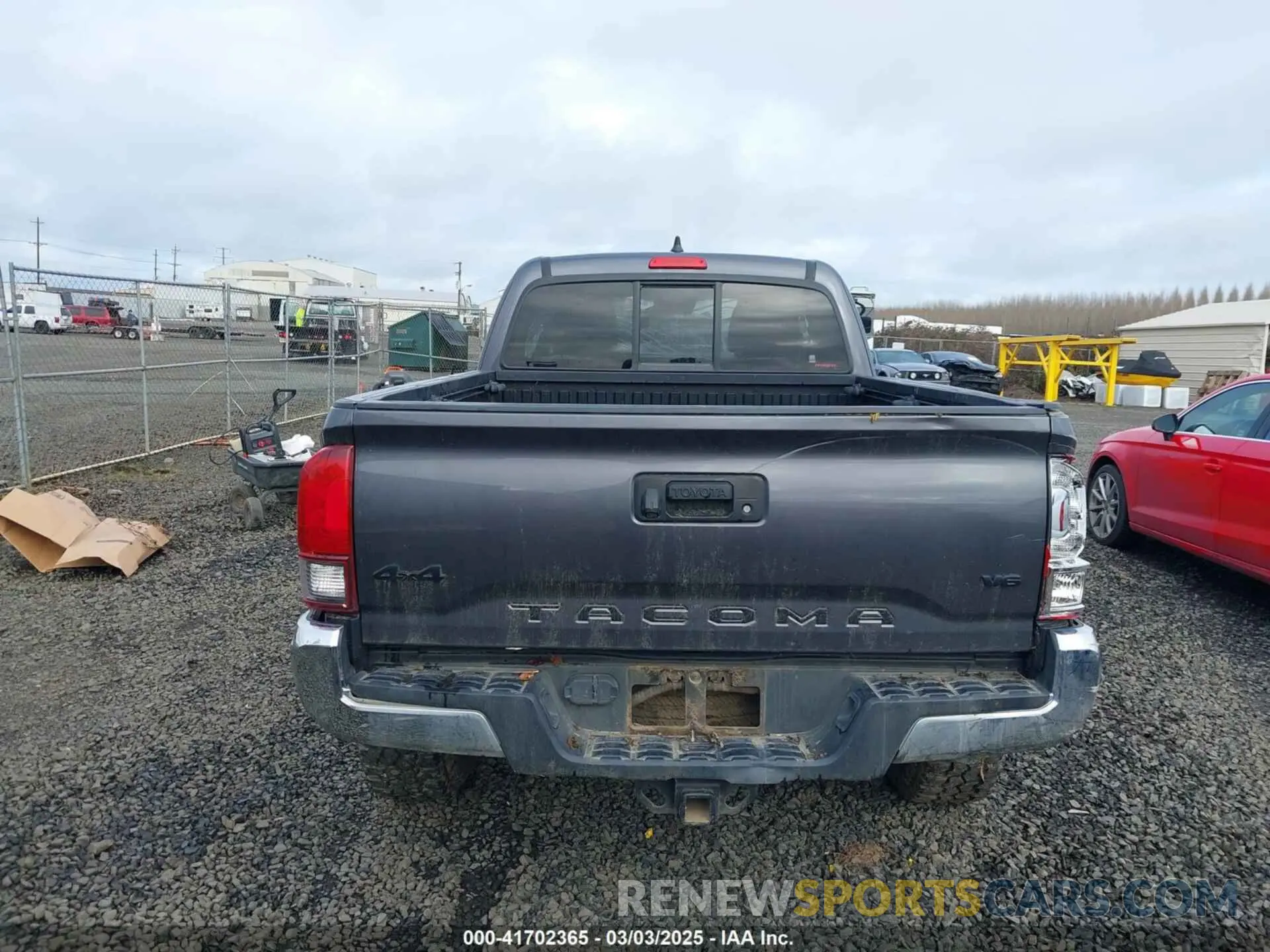 16 Photograph of a damaged car 3TYSZ5AN4LT005455 TOYOTA TACOMA 2020