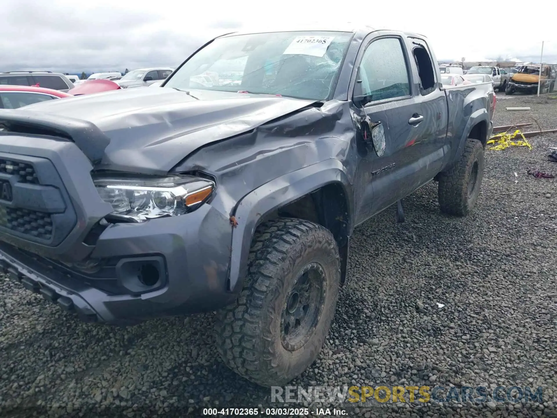 6 Photograph of a damaged car 3TYSZ5AN4LT005455 TOYOTA TACOMA 2020