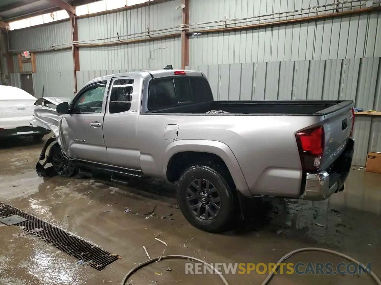2 Photograph of a damaged car 3TYSZ5AN6LT000497 TOYOTA TACOMA 2020