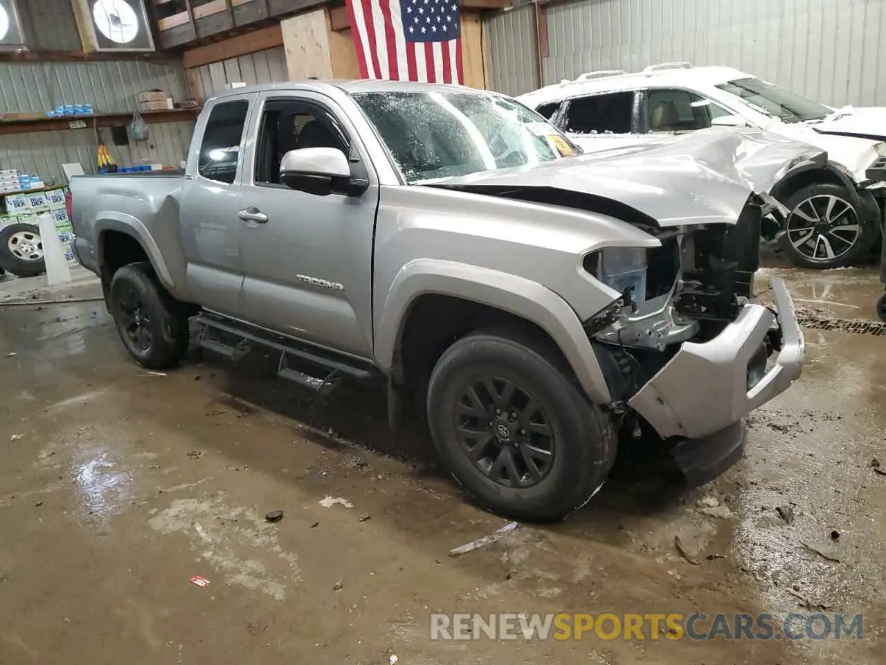 4 Photograph of a damaged car 3TYSZ5AN6LT000497 TOYOTA TACOMA 2020