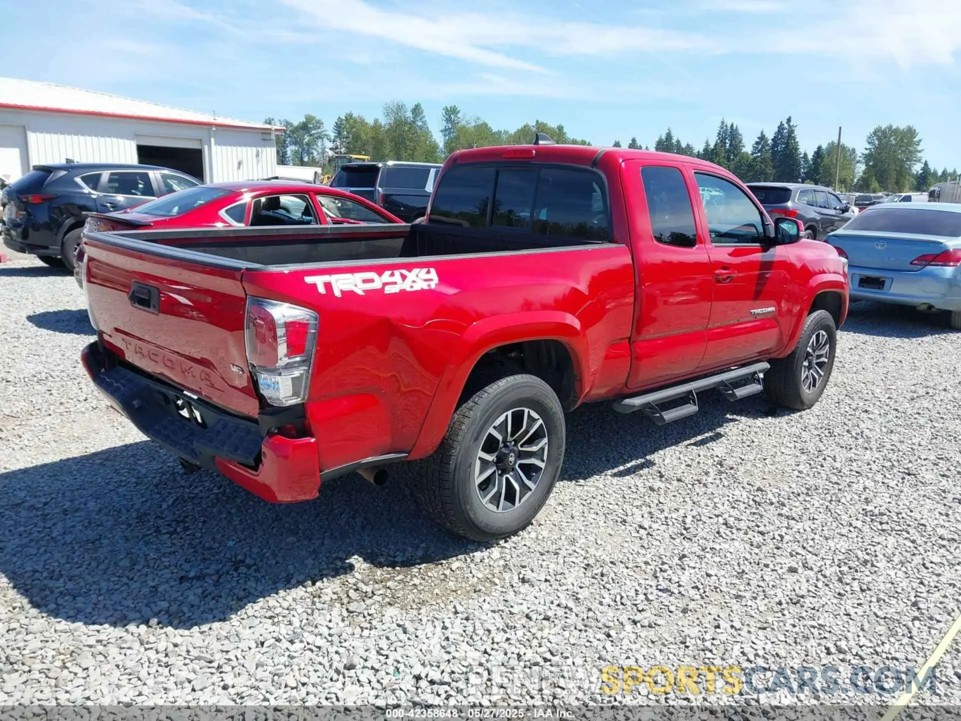 4 Photograph of a damaged car 3TYSZ5AN6LT001309 TOYOTA TACOMA 2020
