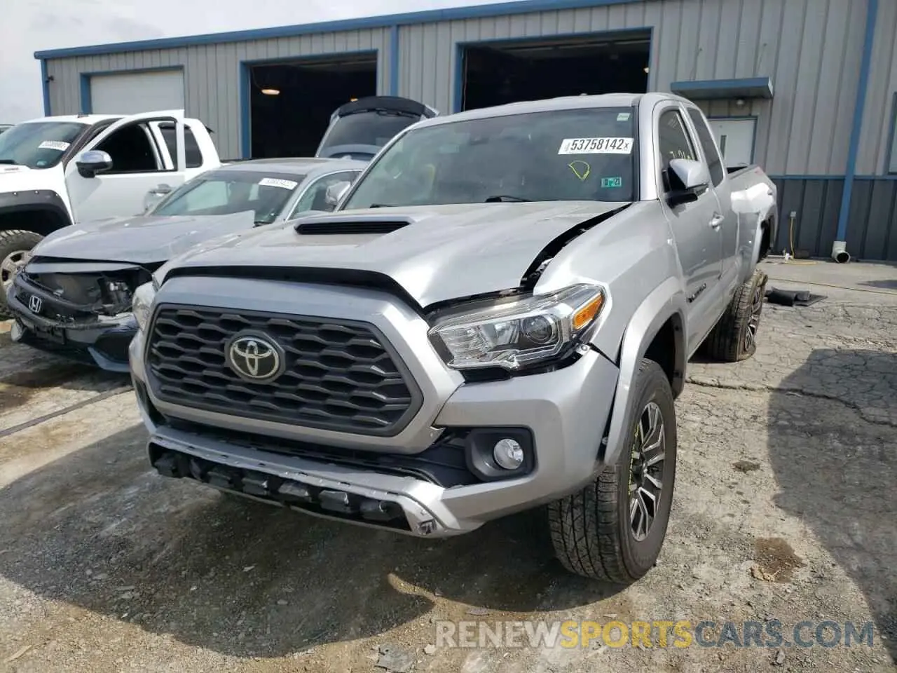 2 Photograph of a damaged car 3TYSZ5AN7LT000797 TOYOTA TACOMA 2020