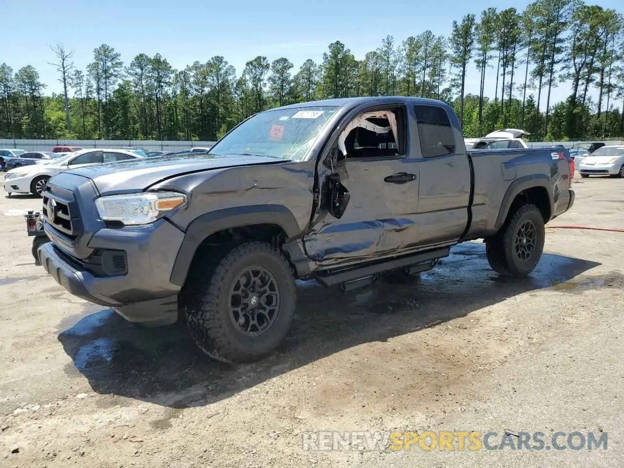 1 Photograph of a damaged car 3TYSZ5AN9LT004270 TOYOTA TACOMA 2020