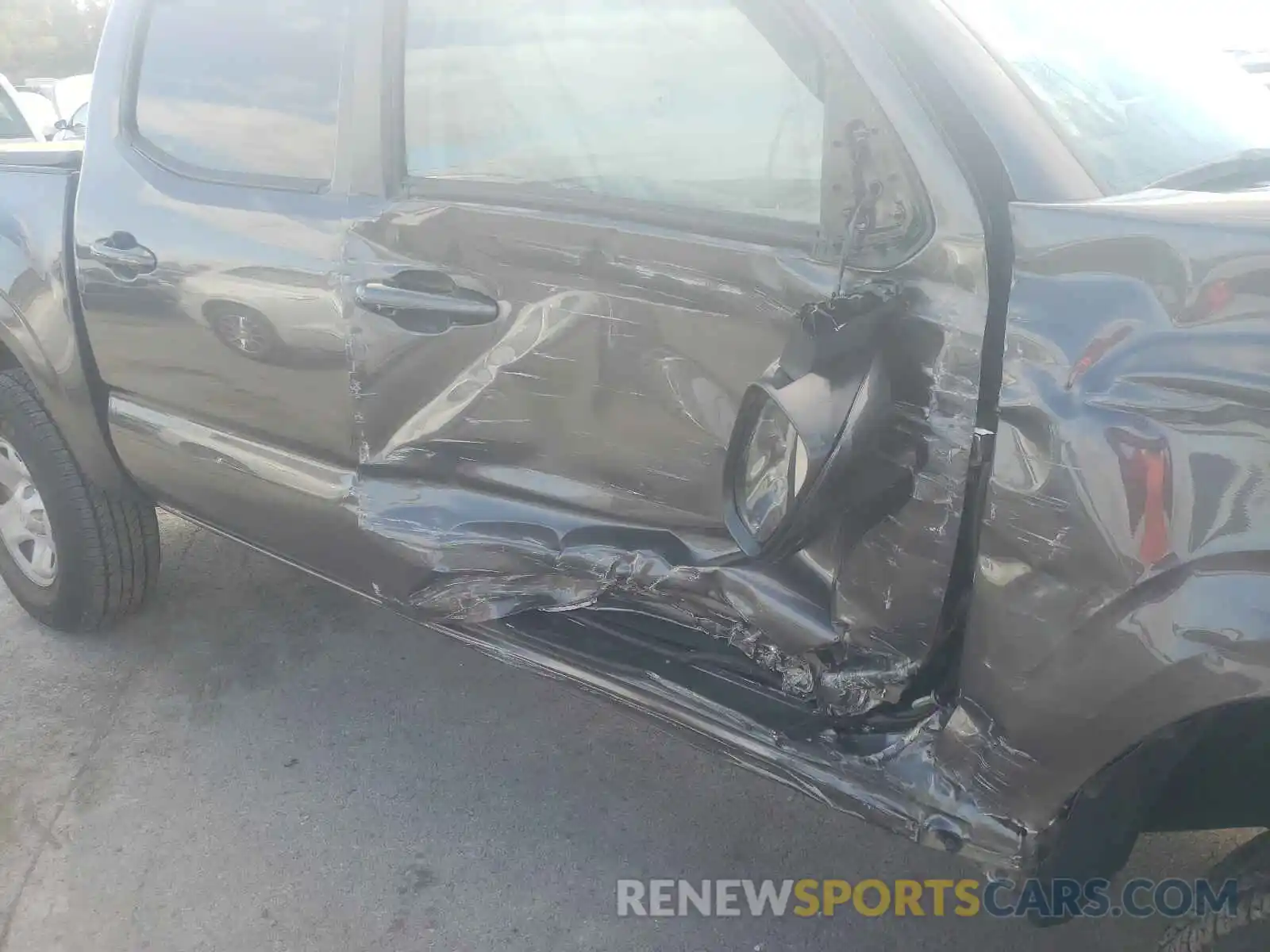 9 Photograph of a damaged car 5TFAX5GN0LX166495 TOYOTA TACOMA 2020