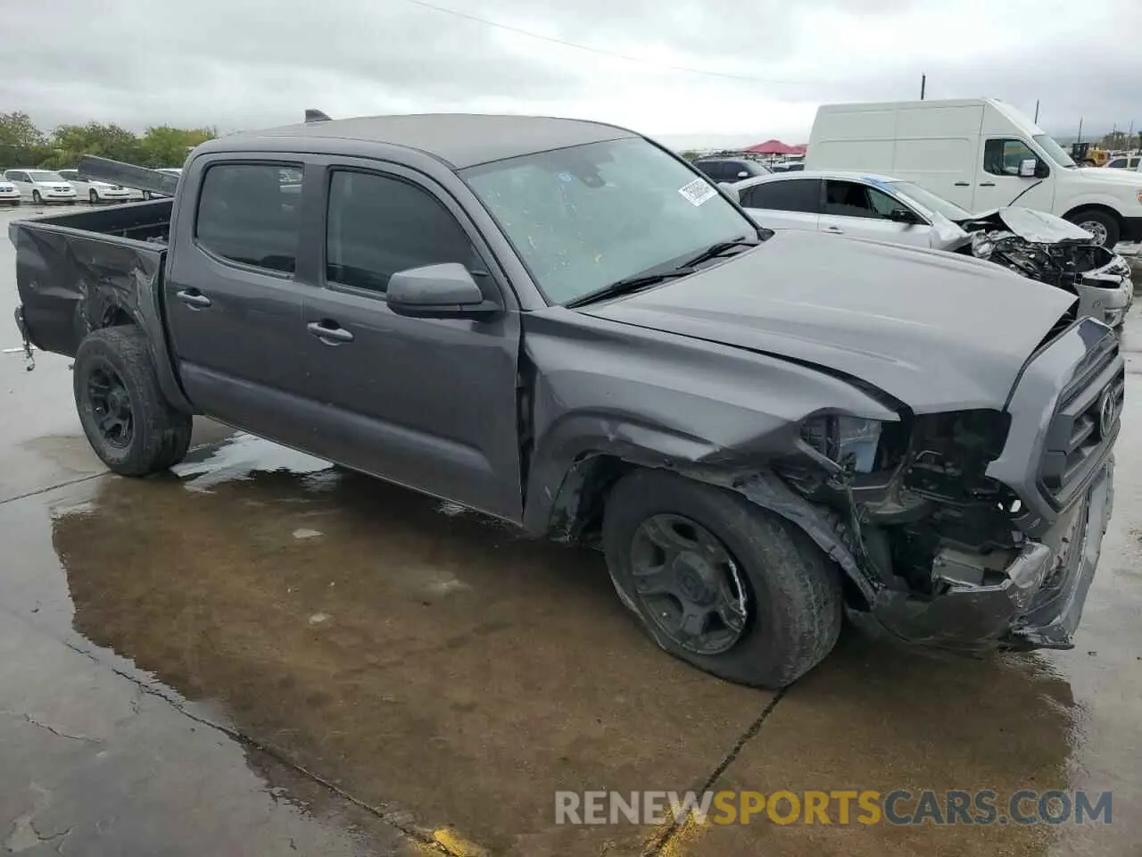 4 Photograph of a damaged car 5TFAX5GN0LX188013 TOYOTA TACOMA 2020