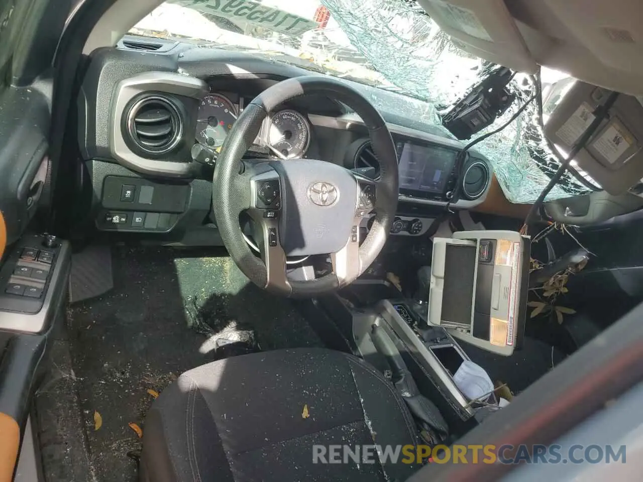 8 Photograph of a damaged car 5TFAX5GN1LX166327 TOYOTA TACOMA 2020