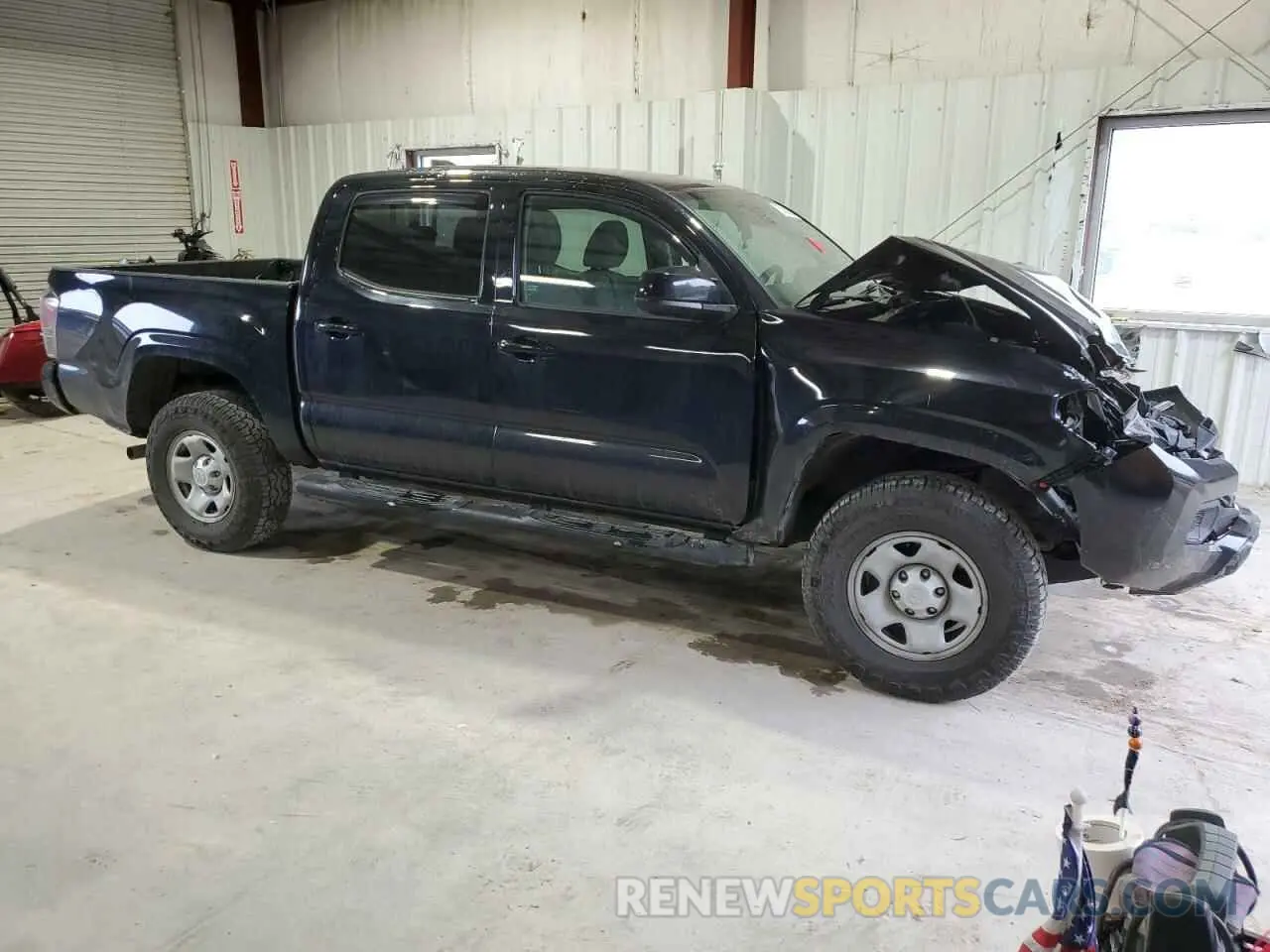 4 Photograph of a damaged car 5TFAX5GN1LX168420 TOYOTA TACOMA 2020