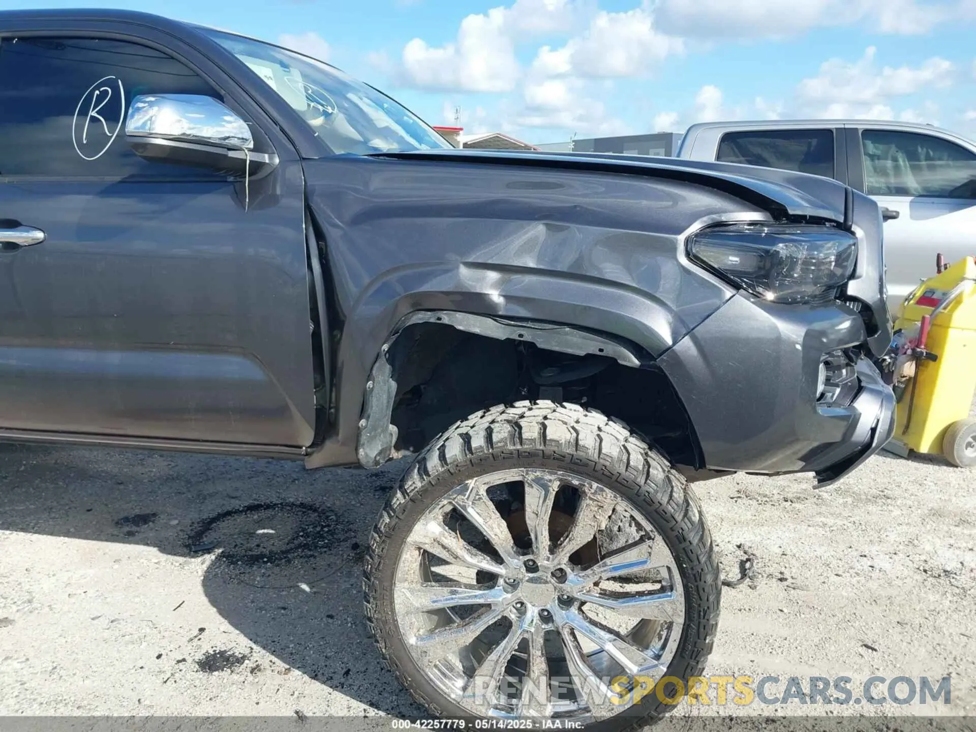 6 Photograph of a damaged car 5TFAX5GN2LX168118 TOYOTA TACOMA 2020