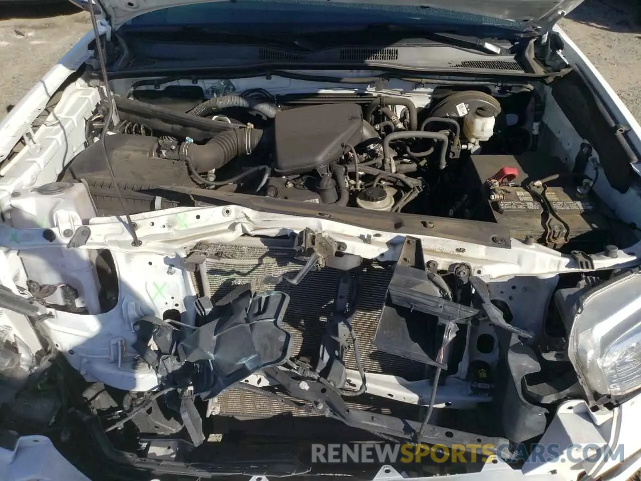 11 Photograph of a damaged car 5TFAX5GN2LX175618 TOYOTA TACOMA 2020