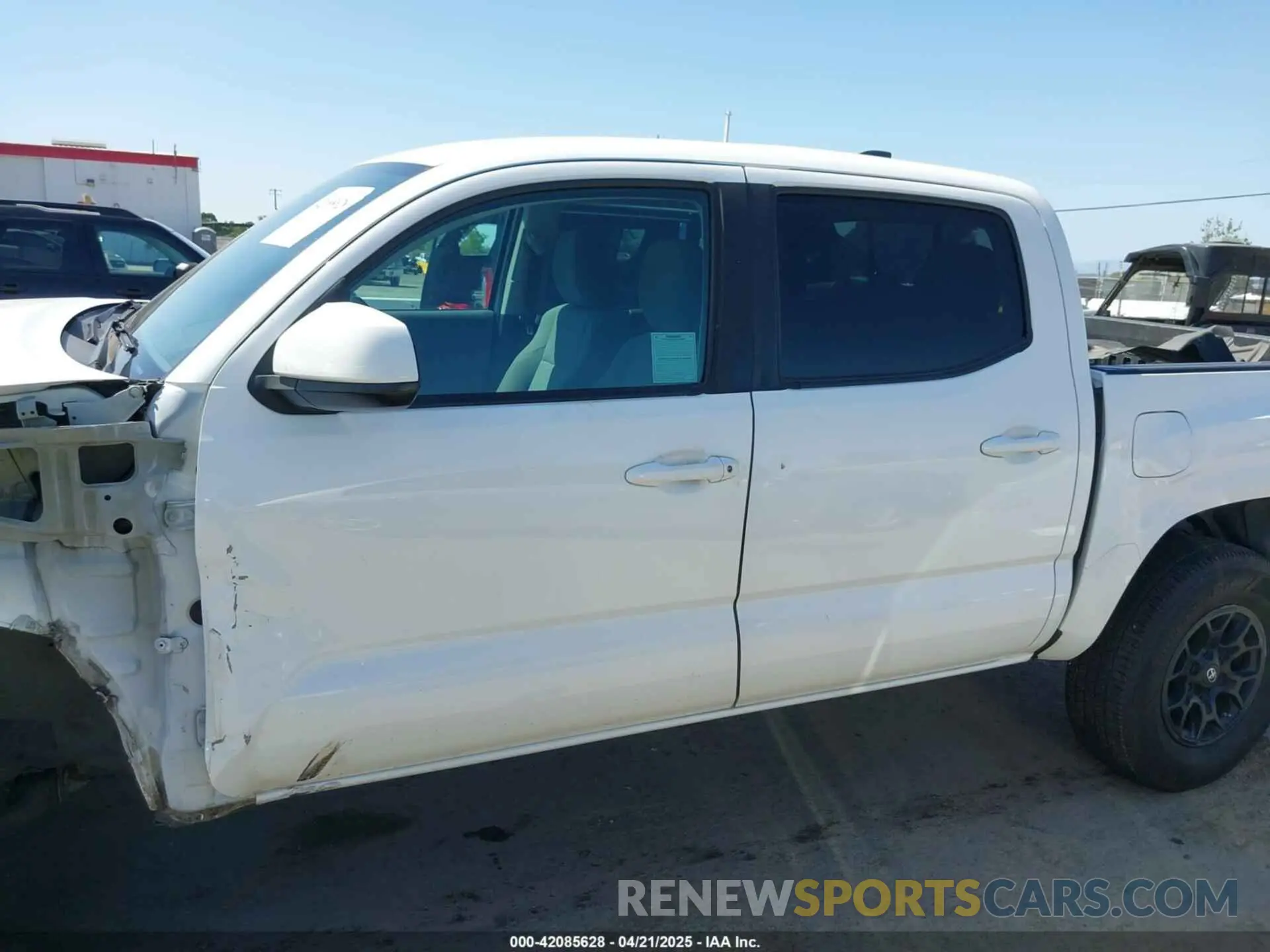 15 Photograph of a damaged car 5TFAX5GN3LX187177 TOYOTA TACOMA 2020